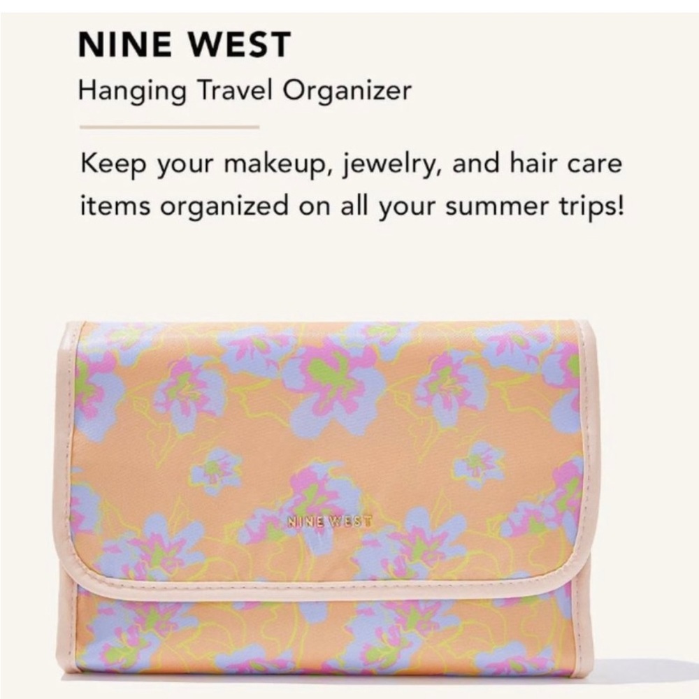Nine West Hanging Organizer